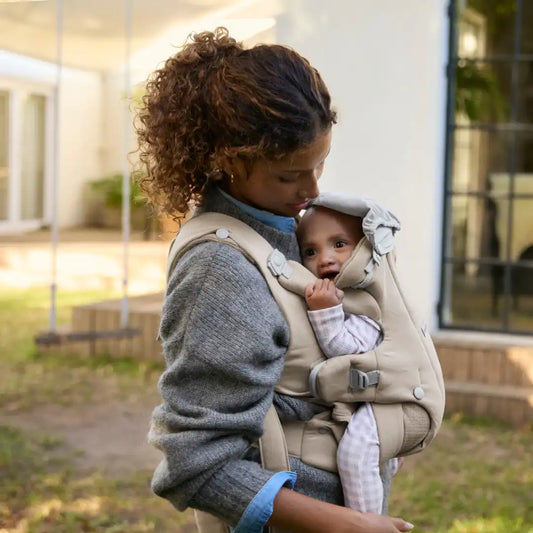 Baby Carrier Hold
