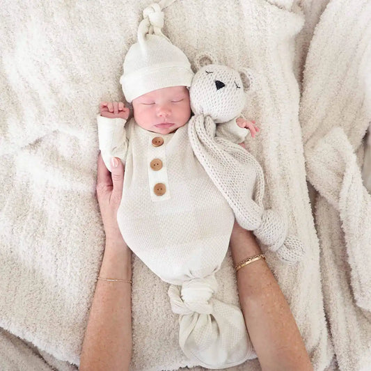 Bamboo Waffle Newborn Baby Knot Gown & Hat Set