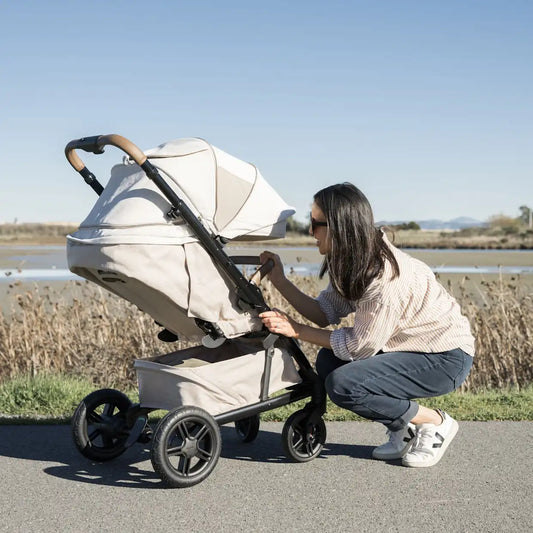 PIPA urbn & Nuna x Babylist TAVO next Travel System